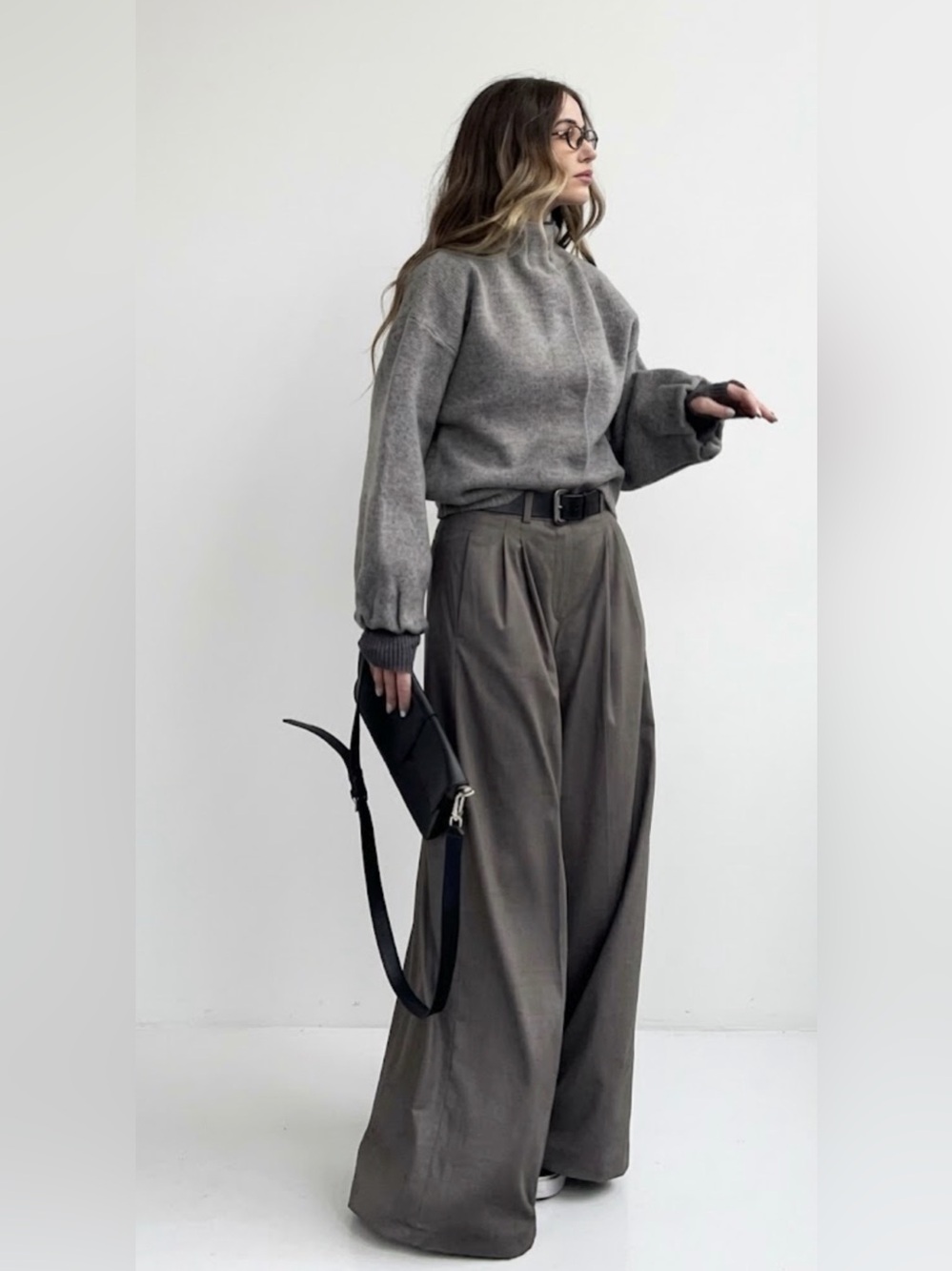 NWT Zara Woman Bloggers Fav ZW COLLECTION WIDE LEG PLEATED PANTS Size M Medium